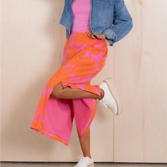 Ivy Jane Pink and Orange Floral Maxi Skirt - Picture 13 of 15